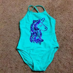 Girls 6 mint one piece swimsuit unicorn